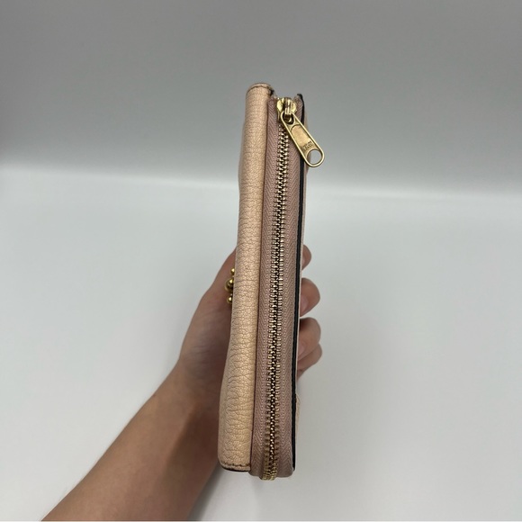 Chloe Elsie Wallet - Cream Chloe Turnlock Wallet - Picture 10 of 17